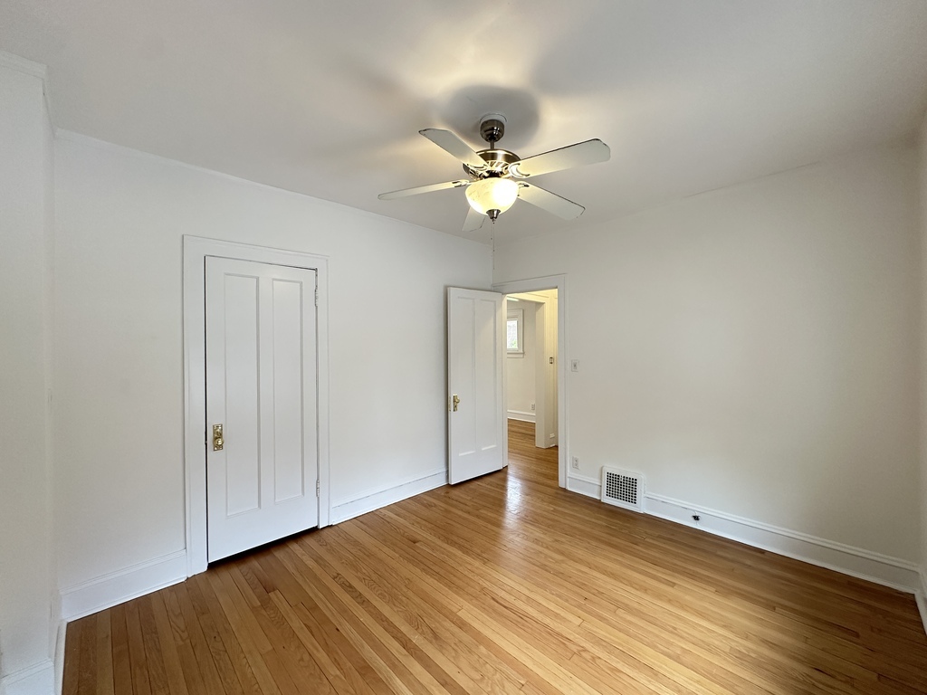 2611 Walnut Street 2 Property Photo 14