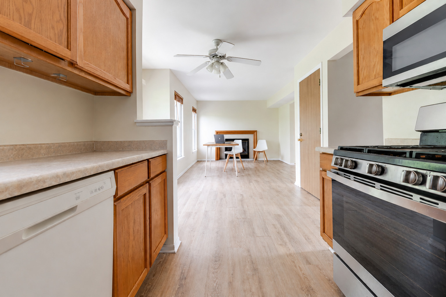 21258 W Cascade Court Property Photo 8