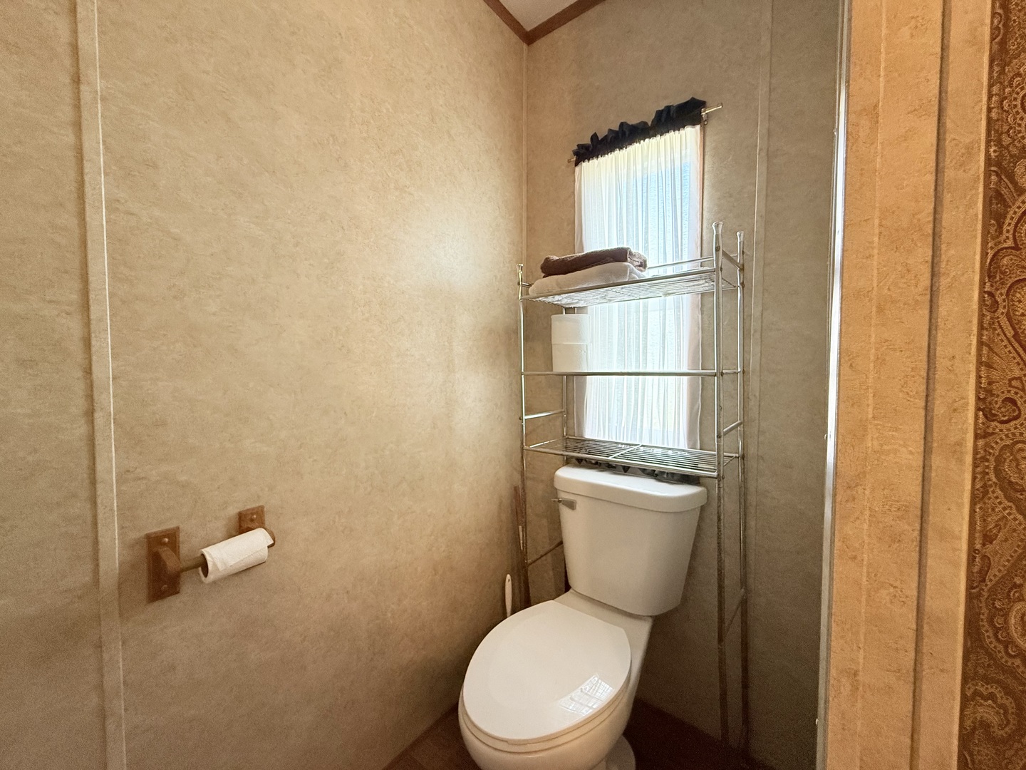 885 Wilson Street Property Photo 25