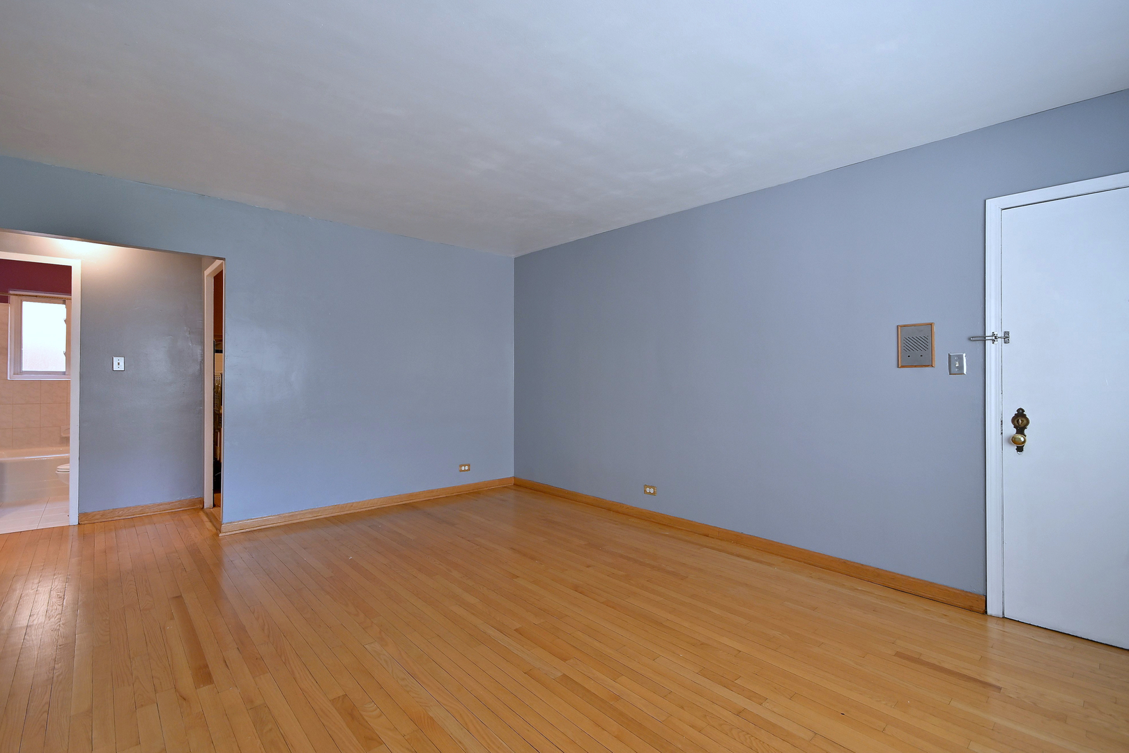 1112 N Harlem Avenue 1 Property Photo 6