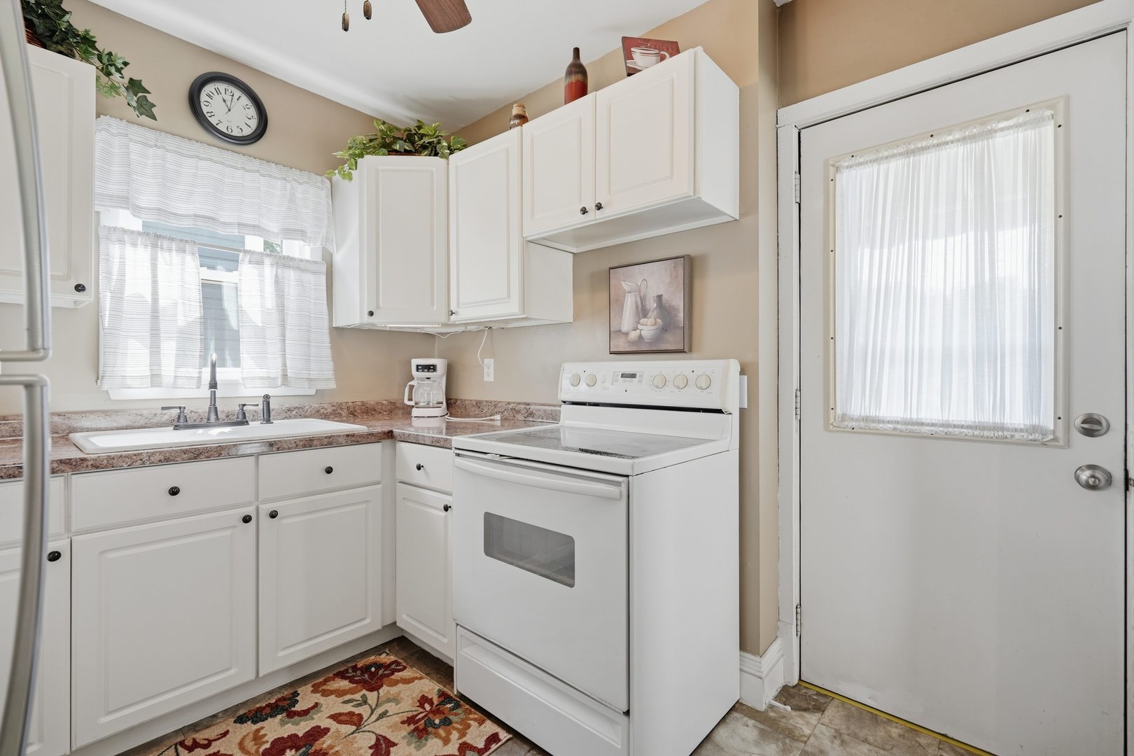 1716 28th Avenue Property Photo 9