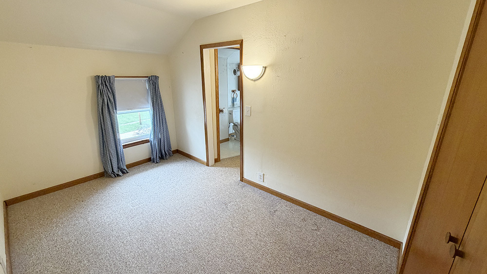 409 N Barber Avenue Property Photo 19