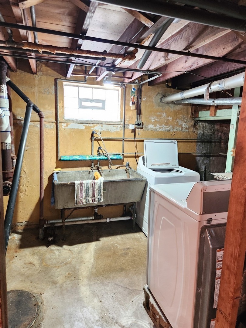 14415 S Saginaw Avenue Property Photo 19