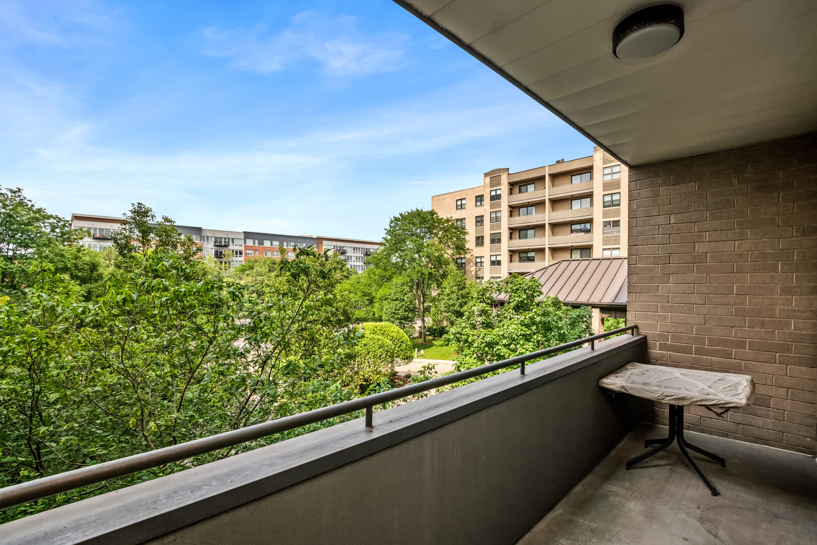 4545 W Touhy Avenue 325w Property Photo 16