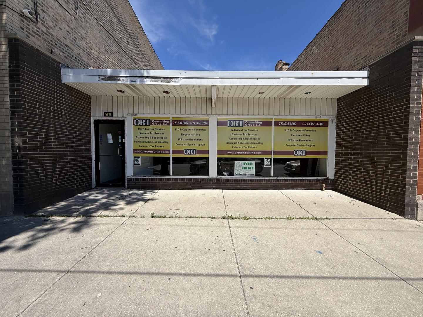 5808 W Higgins Avenue Property Photo 1