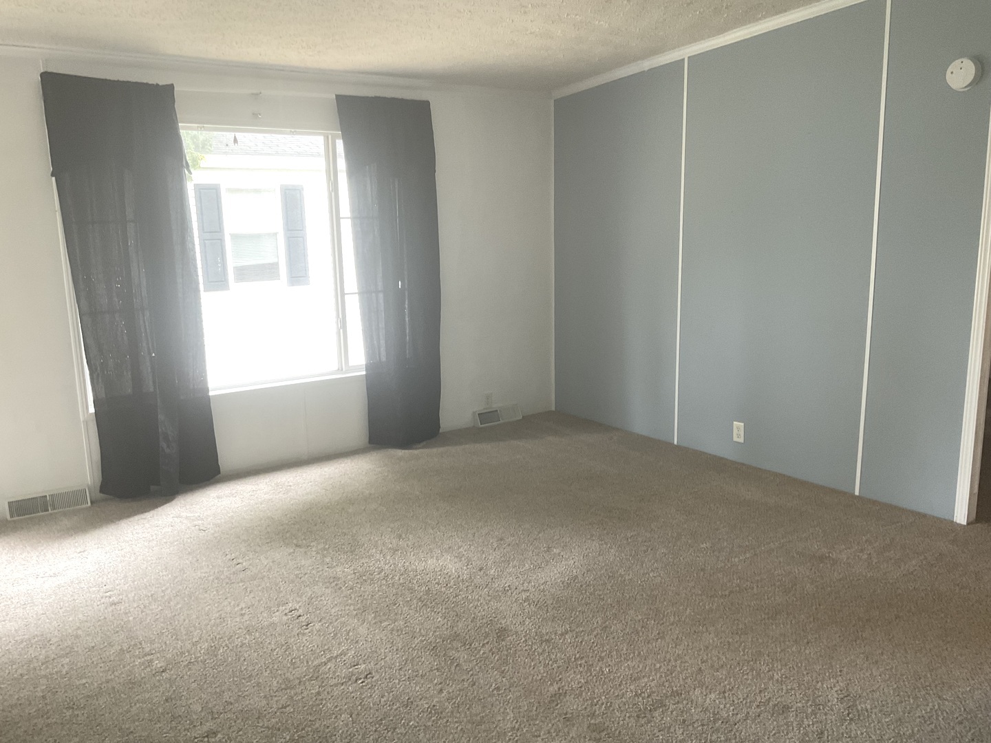406 Spruce Drive Property Photo 5