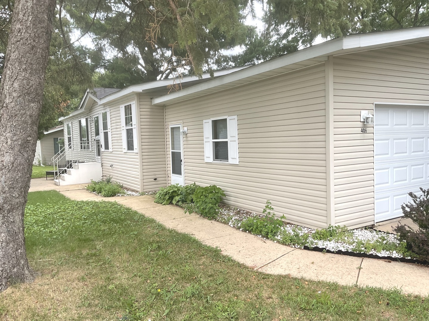 406 Spruce Drive Property Photo 13