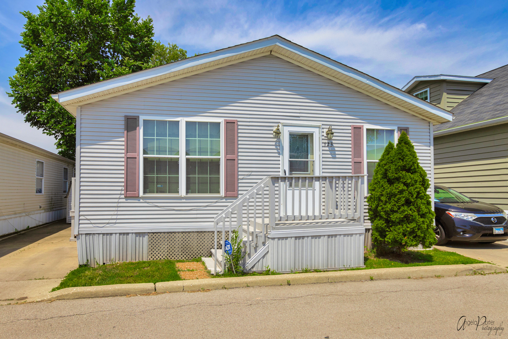 723 7th Street Property Photo 1