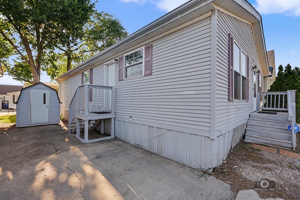 723 7th Street Property Photo 6