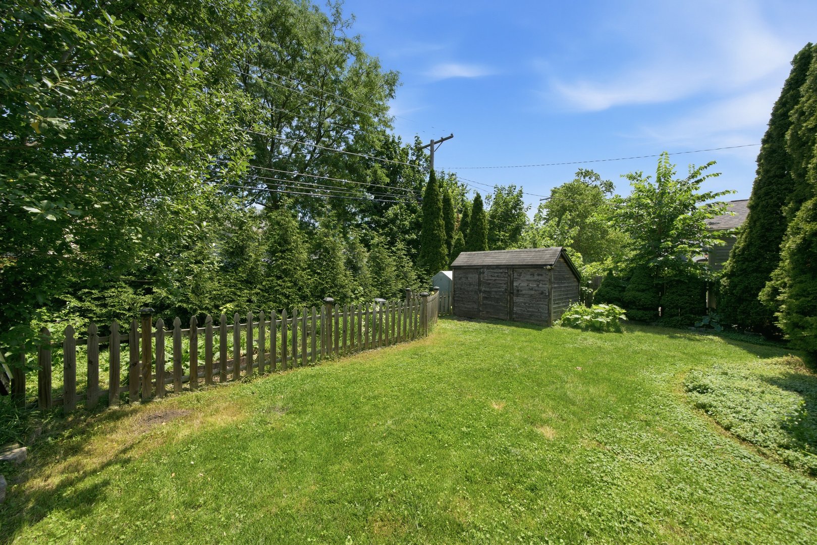 905 N Douglas Avenue Property Photo 21