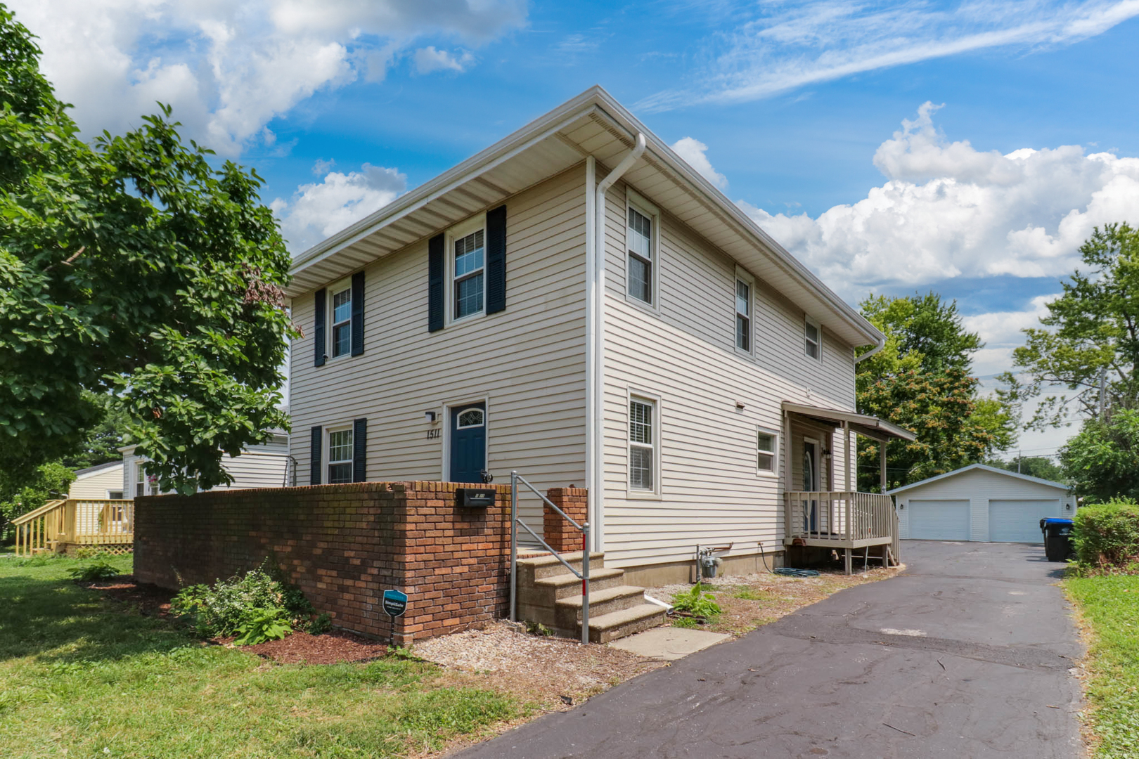 1511 Fell Avenue Property Photo 1