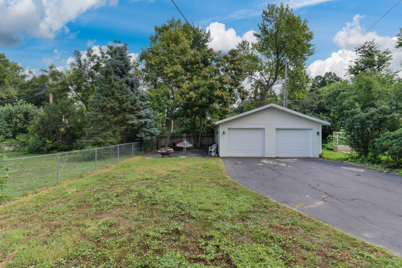 1511 Fell Avenue Property Photo 10