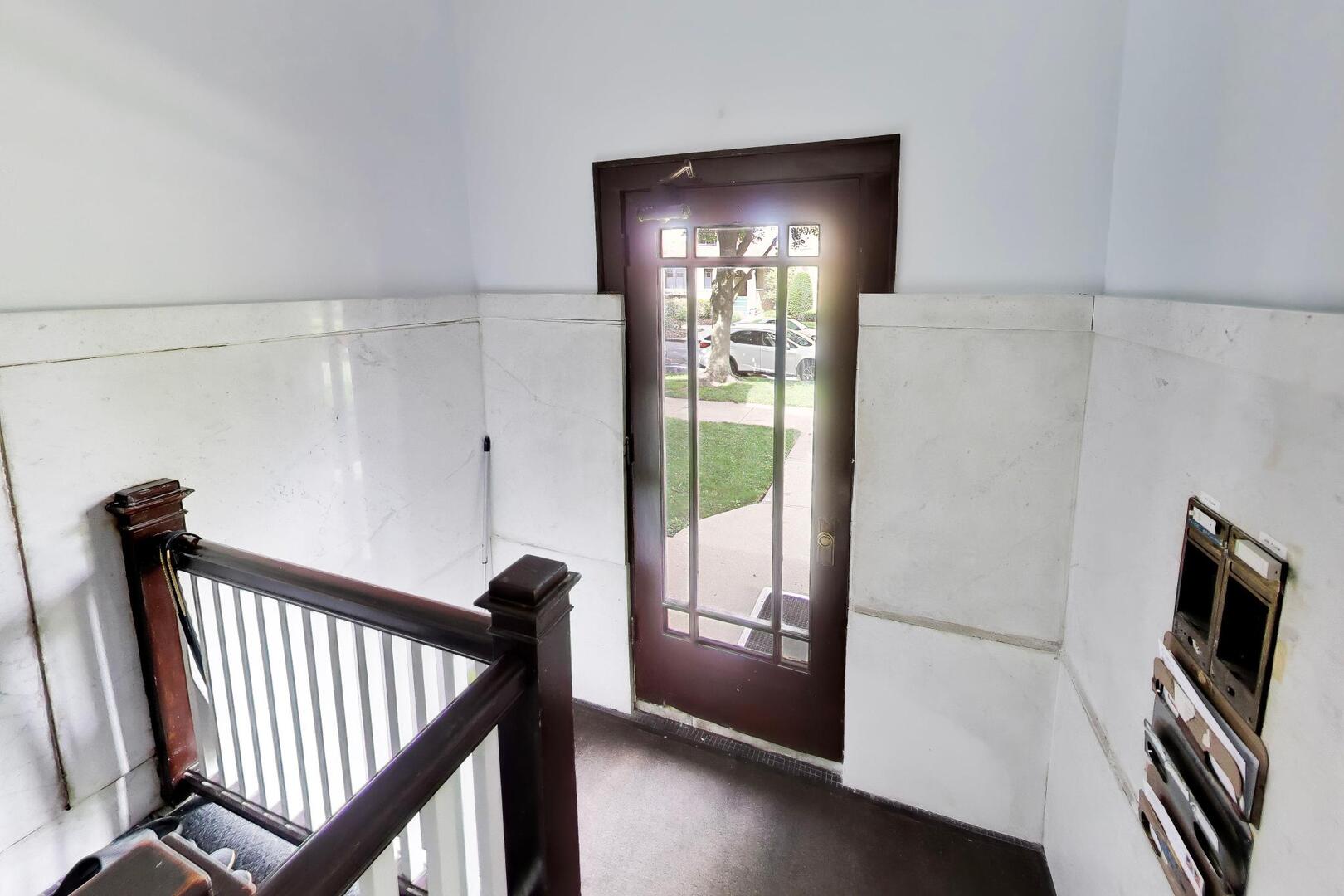 6718 N Campbell Avenue Property Photo 6