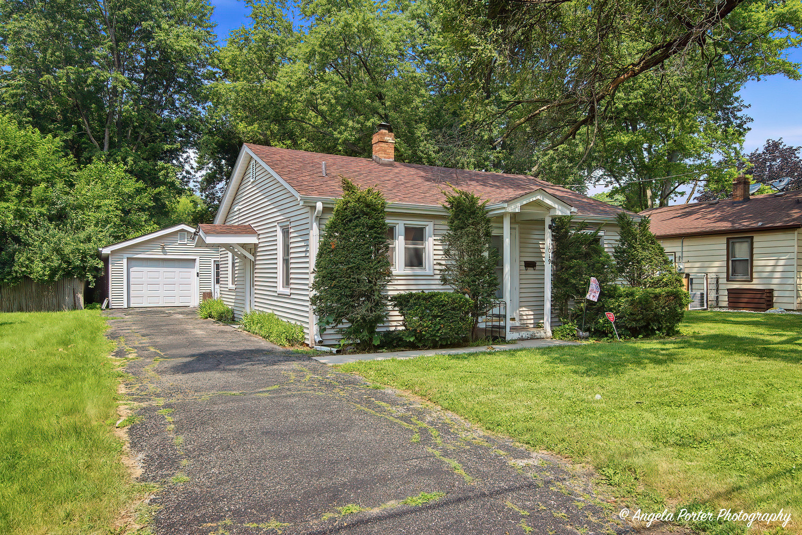 1019 N Madison Street Property Photo 1