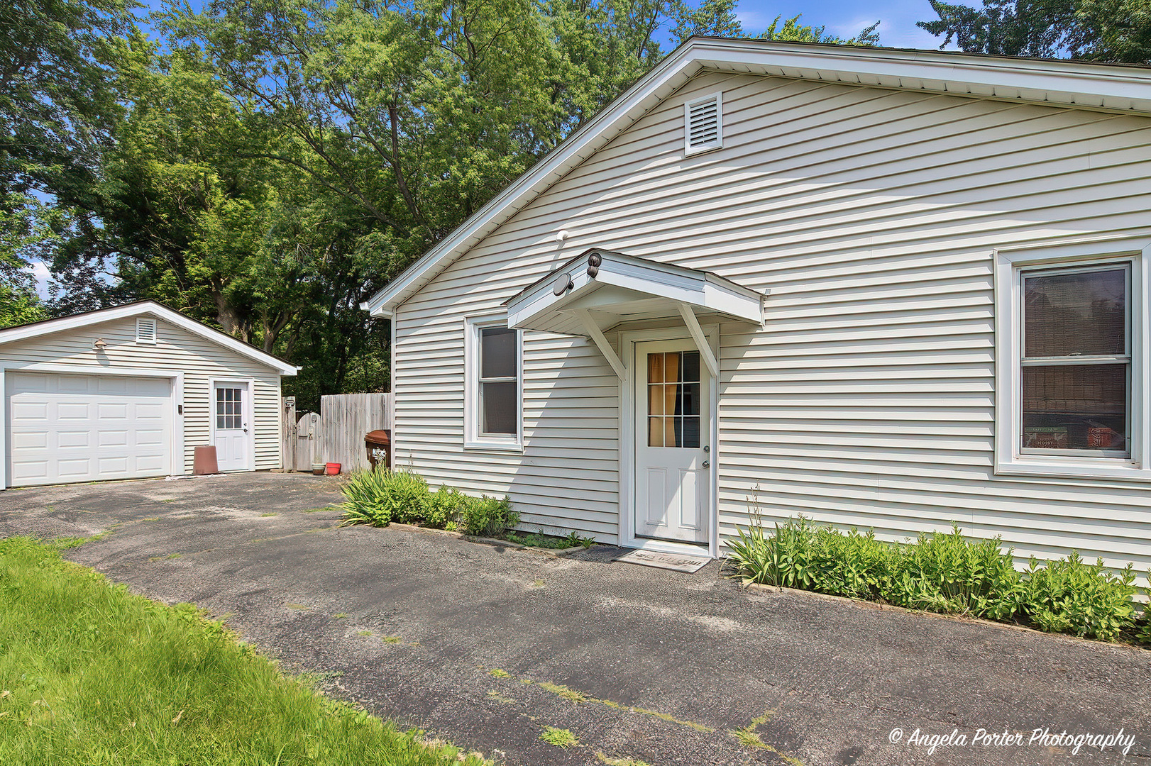 1019 N Madison Street Property Photo 3