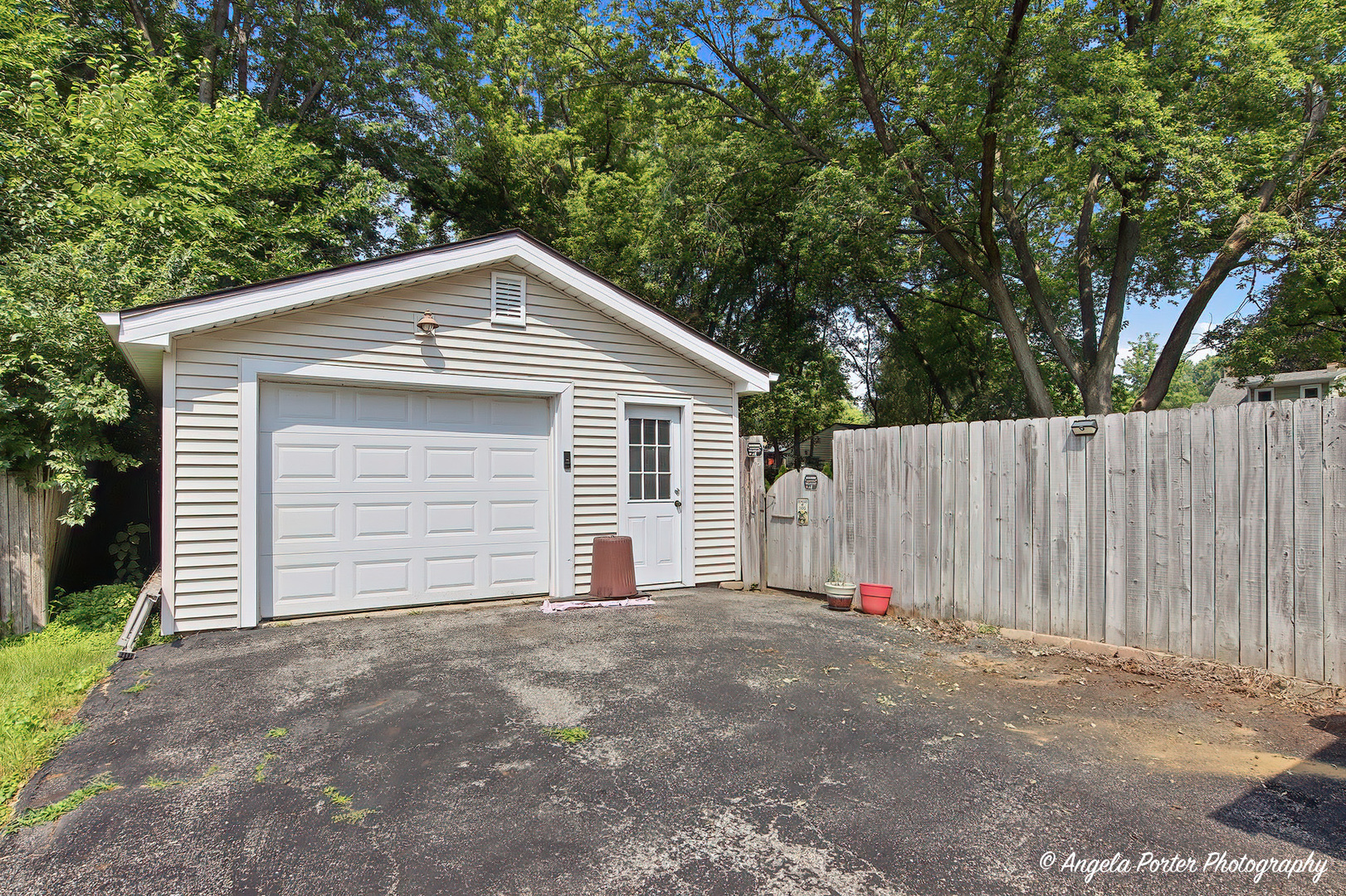 1019 N Madison Street Property Photo 4