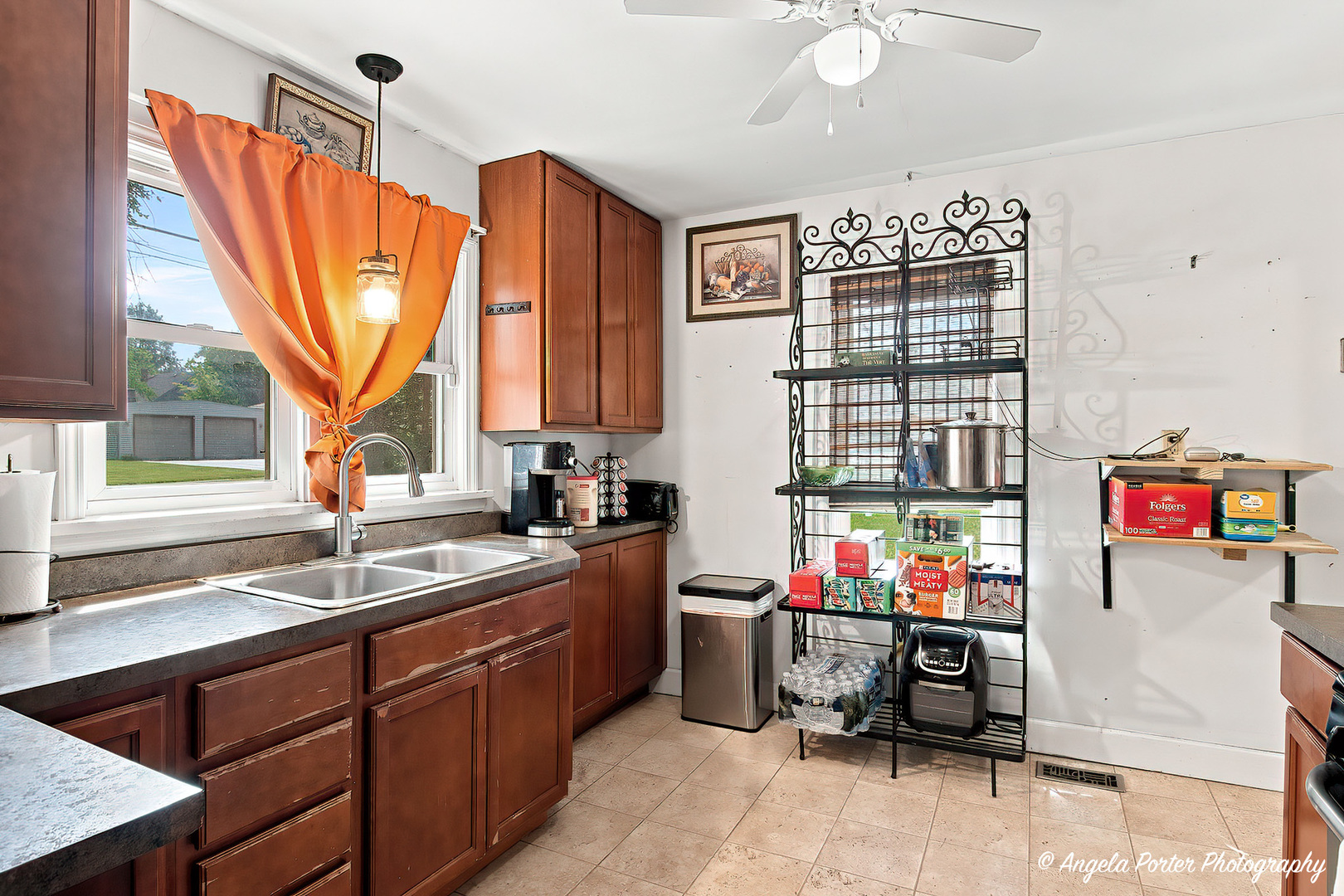 1019 N Madison Street Property Photo 12