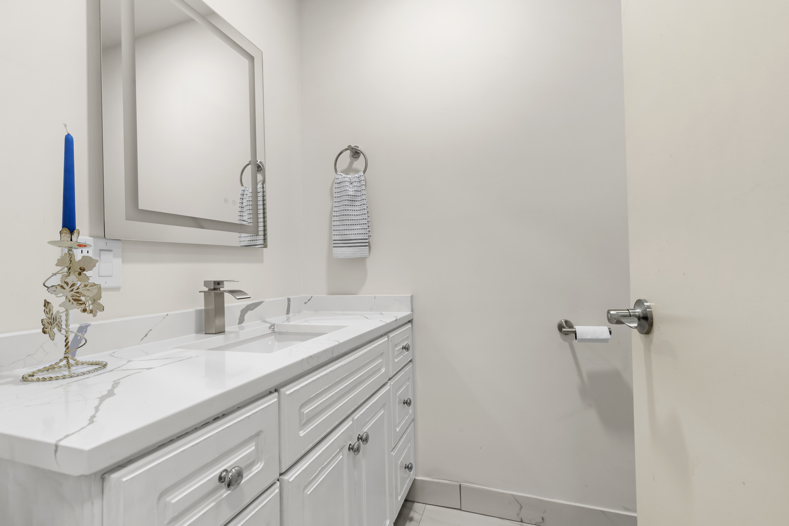 3631 Huffman Boulevard Property Photo 9