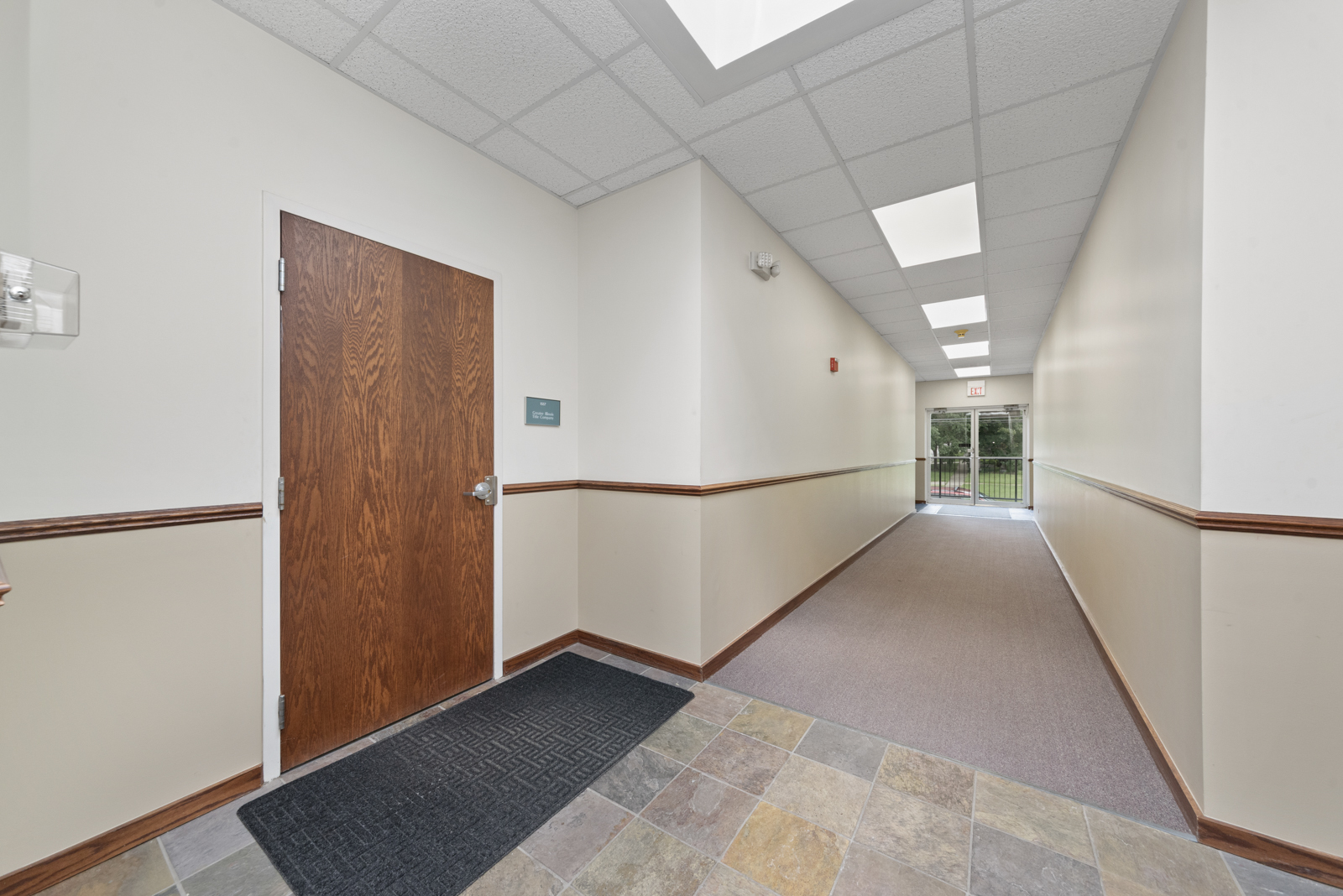 1557 Warren Avenue Property Photo 10