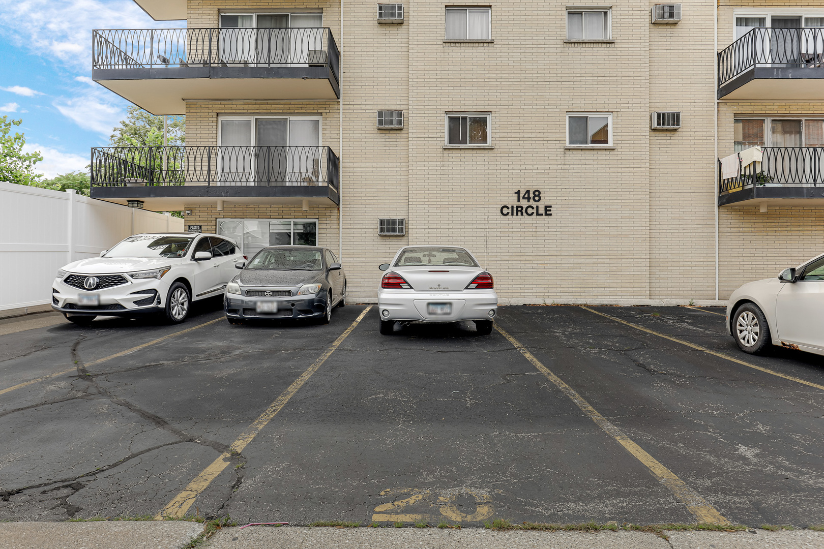 148 Circle Avenue 201 Property Photo 2