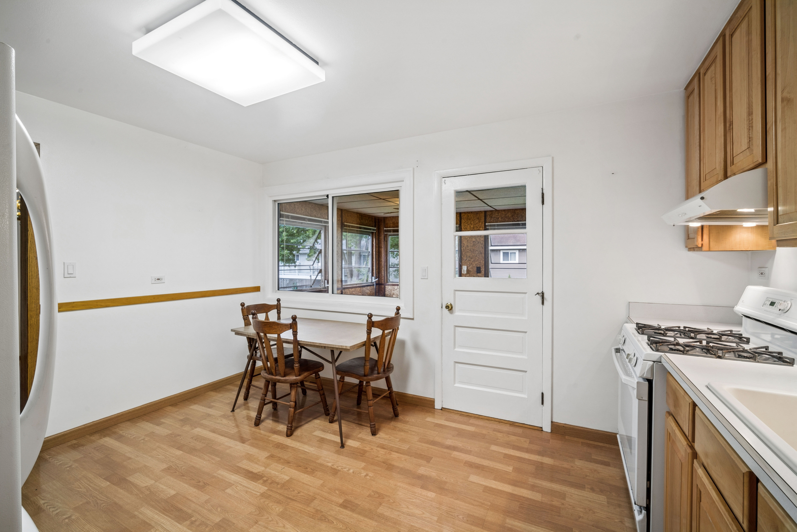 1305 E Sanborn Drive Property Photo 13