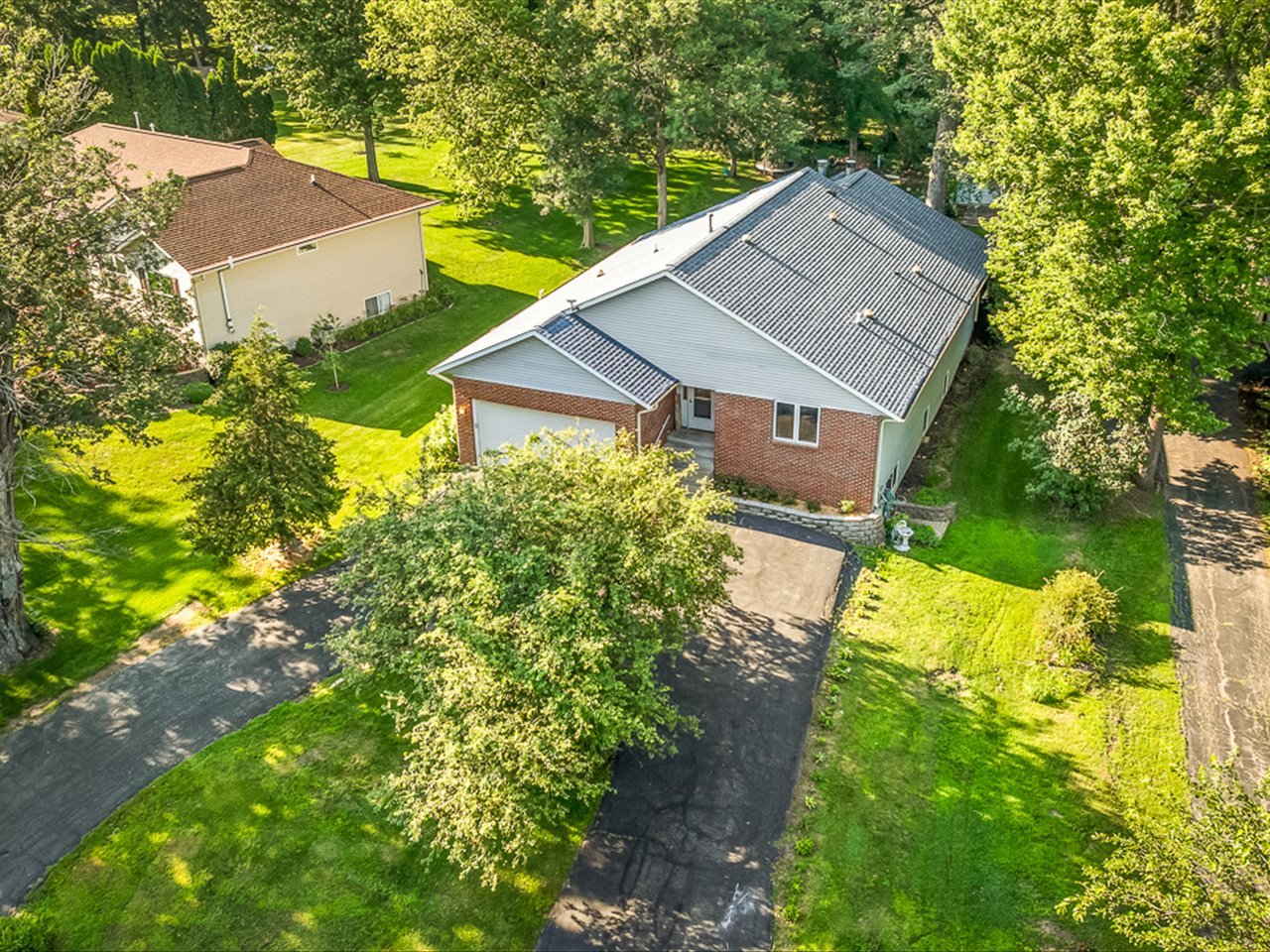 2085 Lake Summerset Road Property Photo 61