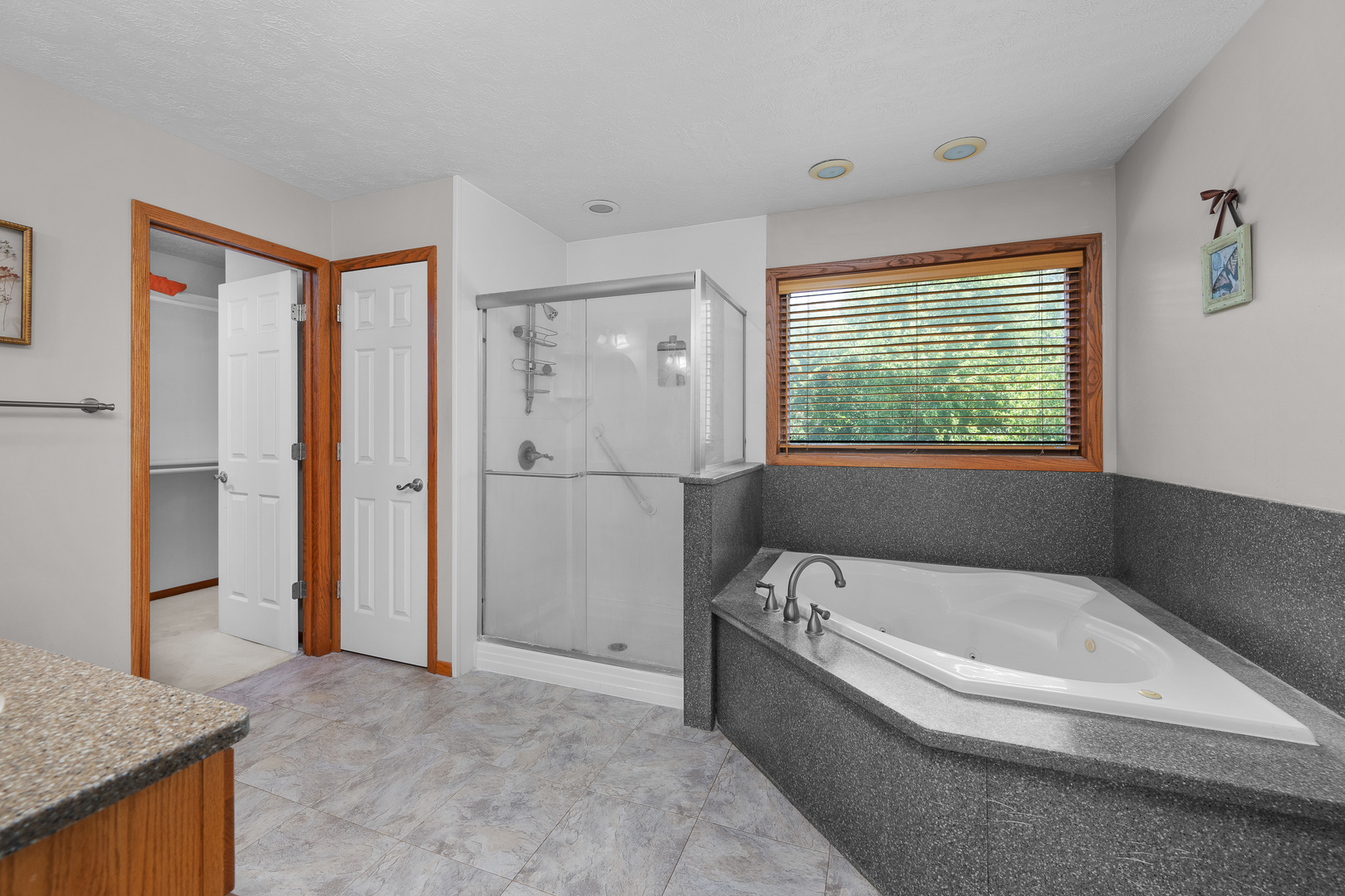 1918 Brierwood Lane Property Photo 32