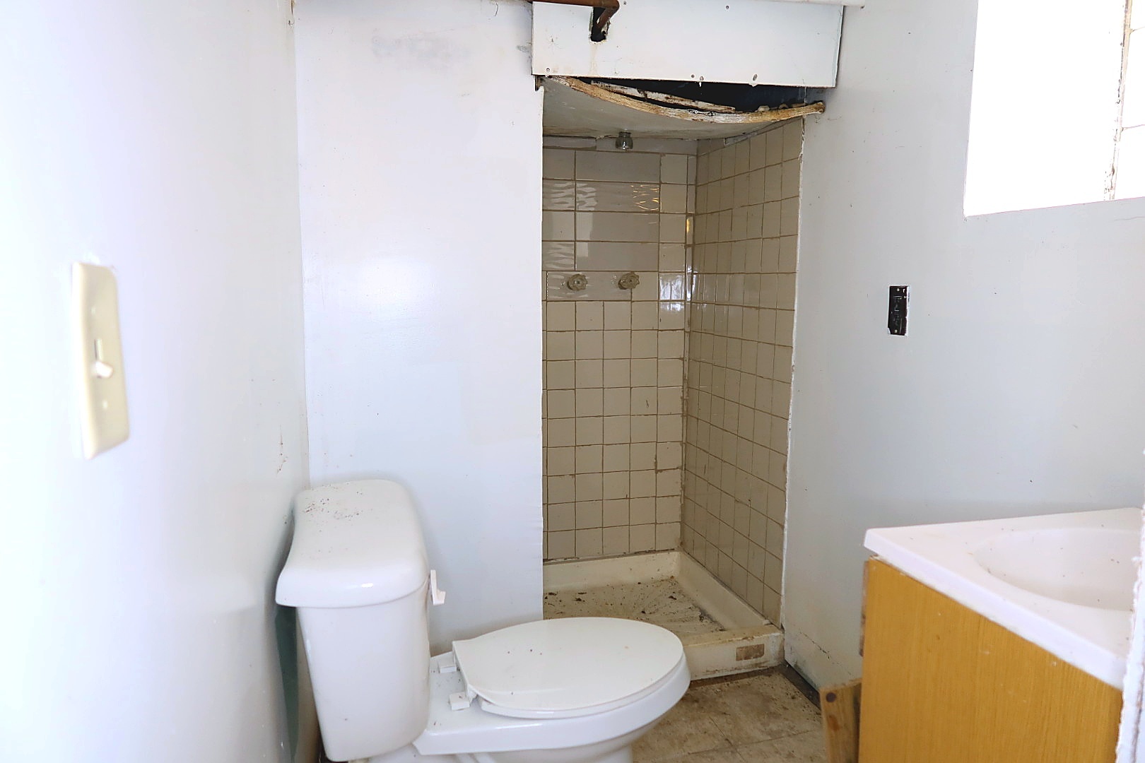 13223 S Buffalo Avenue Property Photo 14