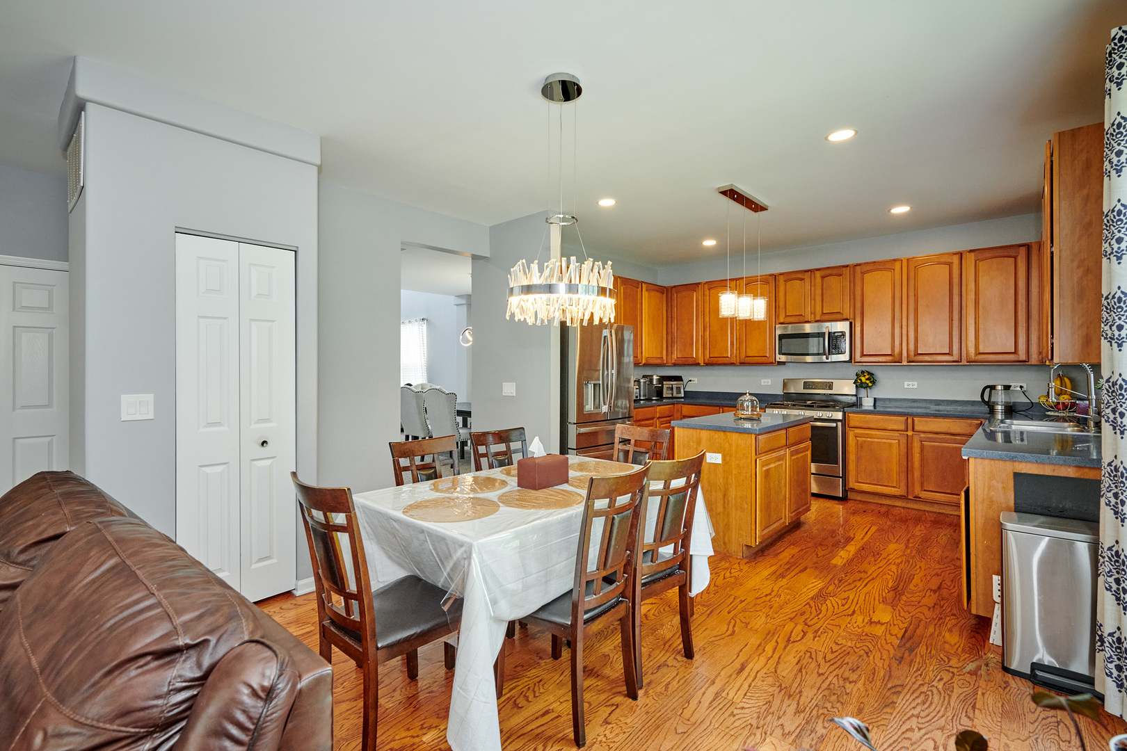 2468 Rosehall Lane Property Photo 16
