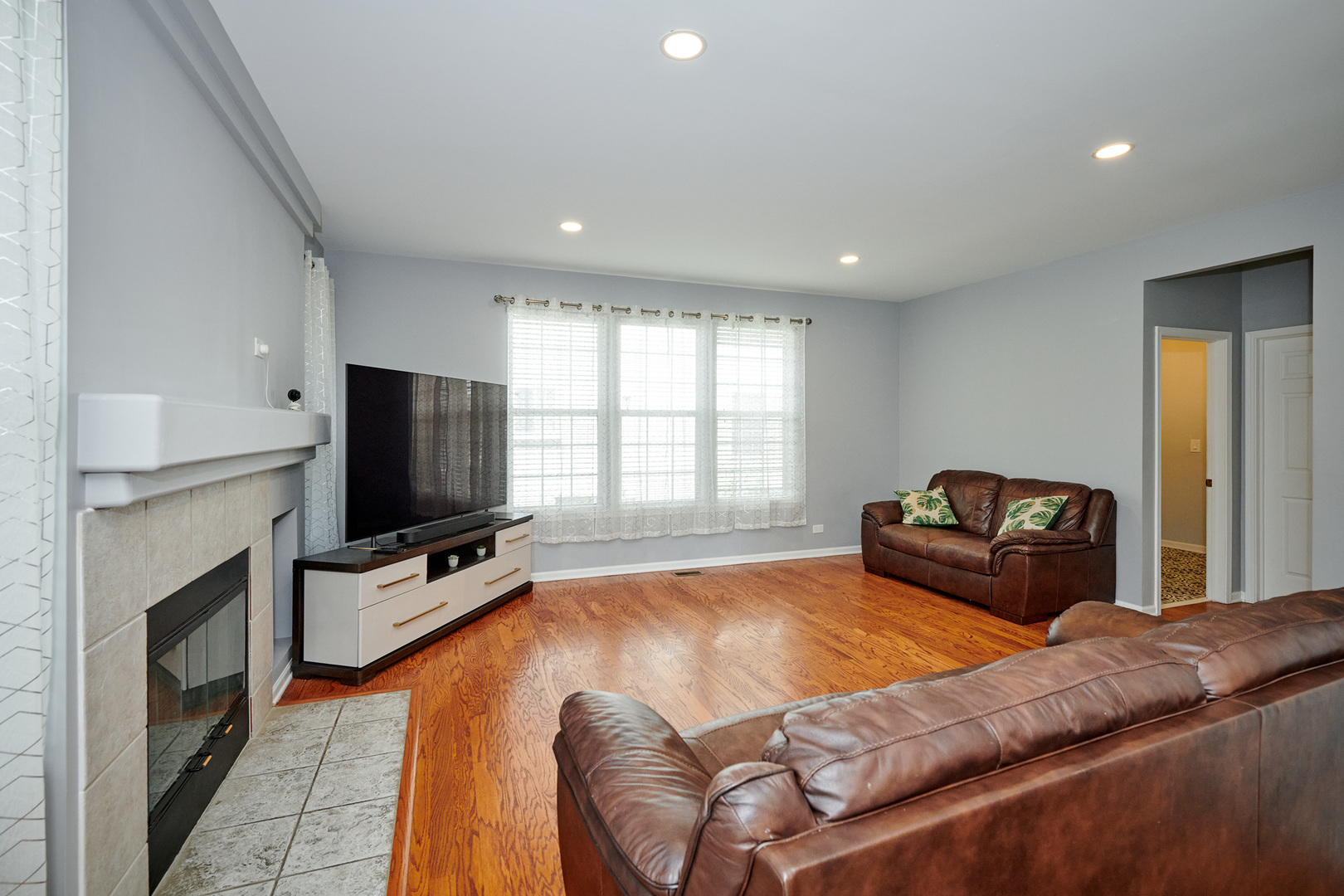 2468 Rosehall Lane Property Photo 17