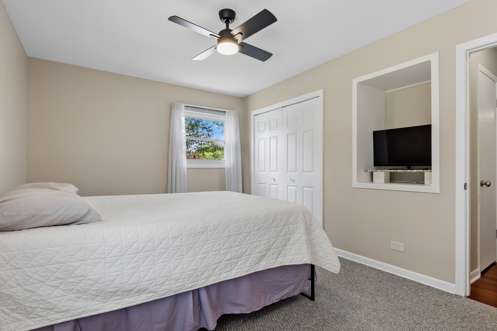 680 Brantwood Court Property Photo 16