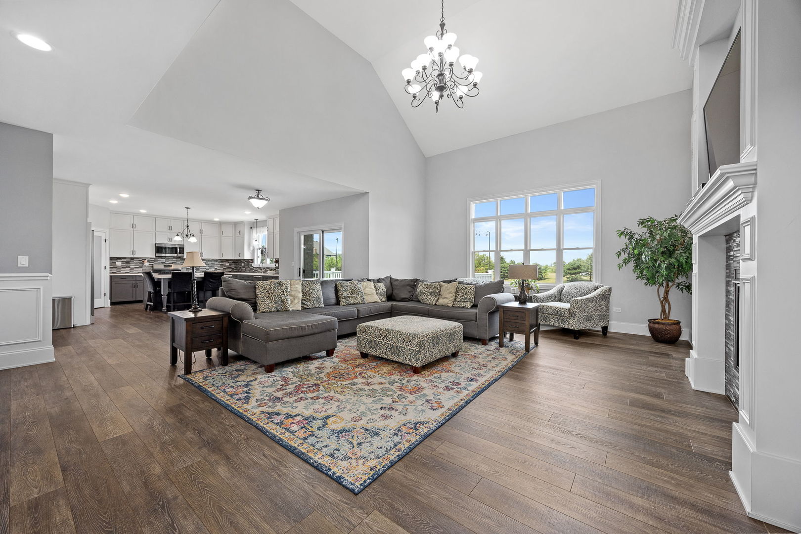 22384 Mallow Drive Property Photo 14