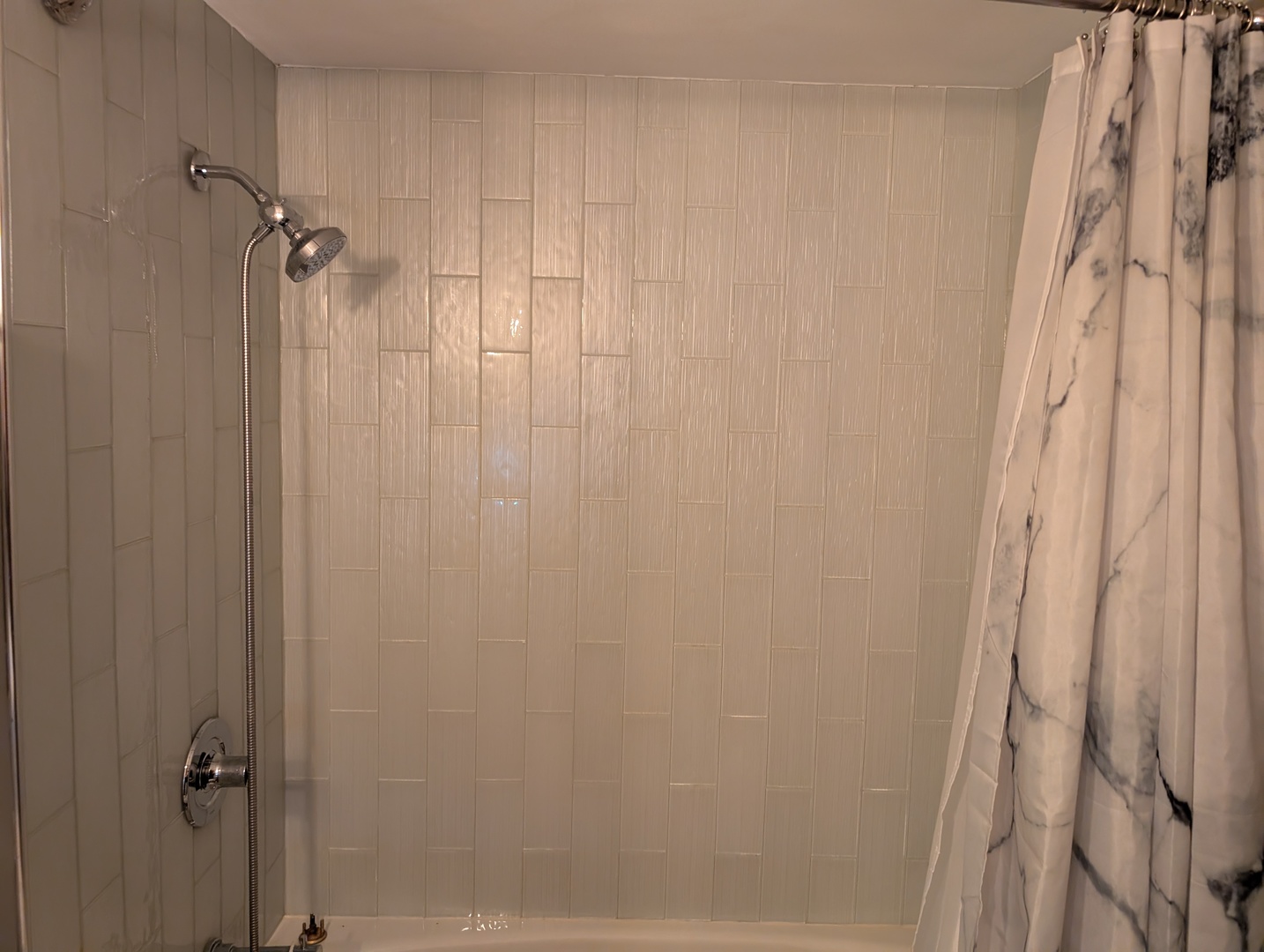 129 S Spruce Avenue 104 Property Photo 14