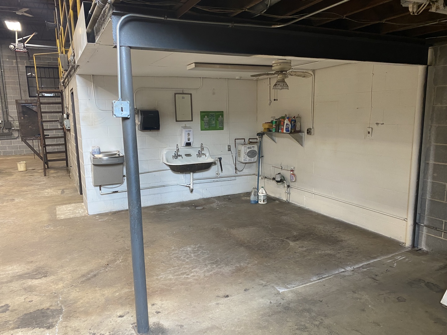 605 W Colfax Street Property Photo 26