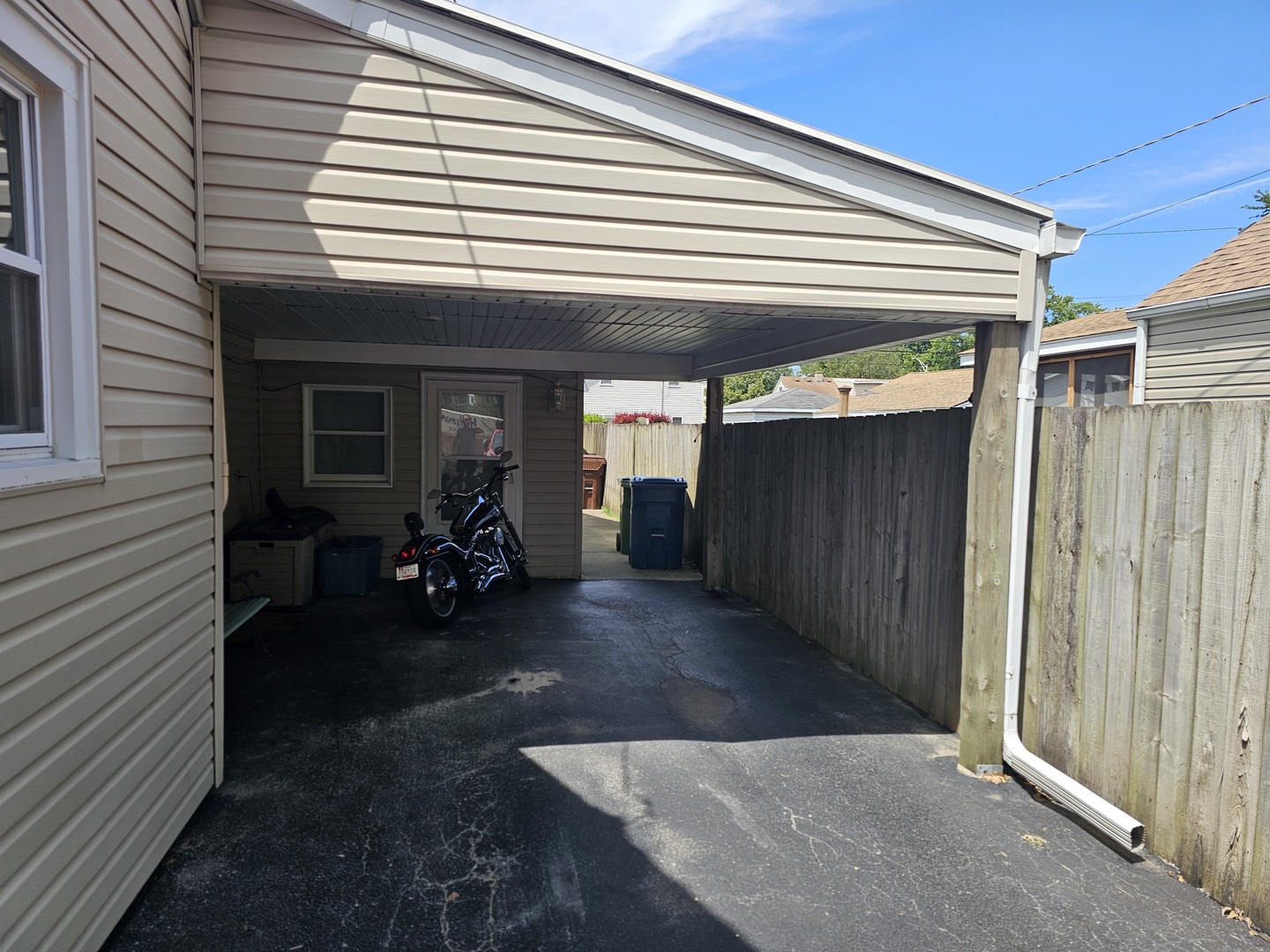 9642 Normandy Avenue Property Photo 3