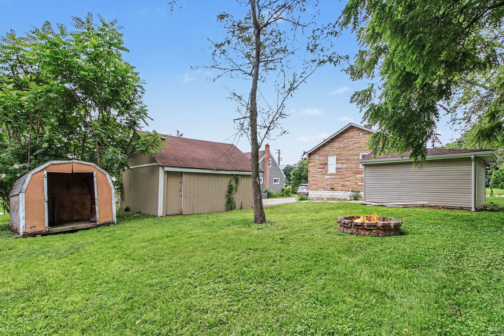 208 W Nippersink Road Property Photo 15