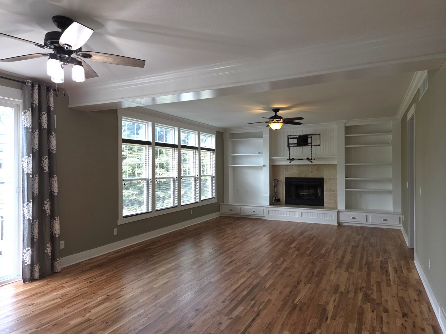 13200 Newbury Lane Property Photo 6