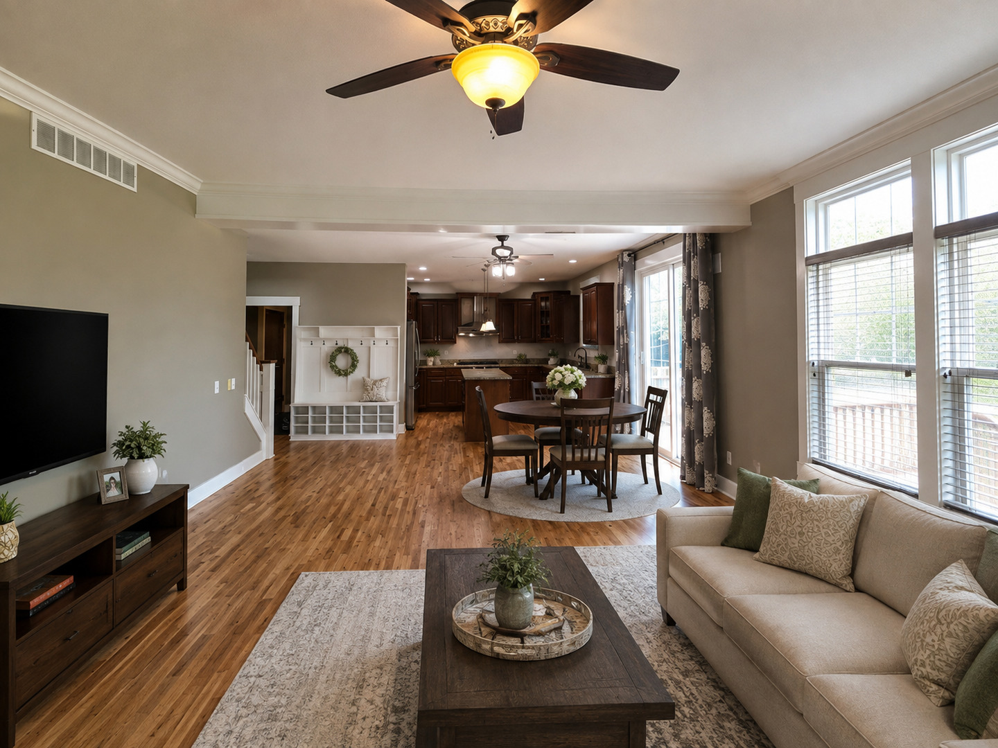 13200 Newbury Lane Property Photo 9