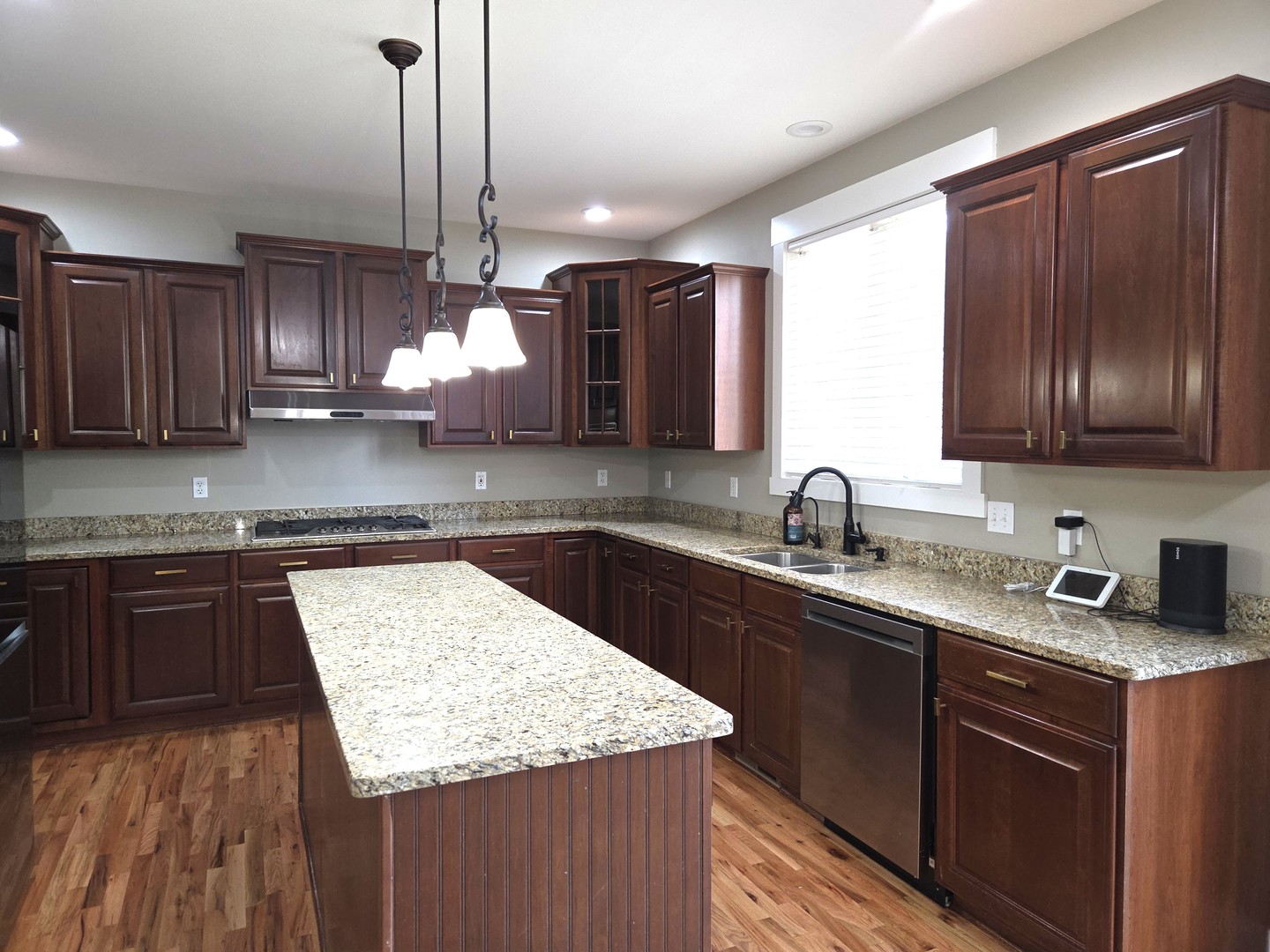 13200 Newbury Lane Property Photo 11