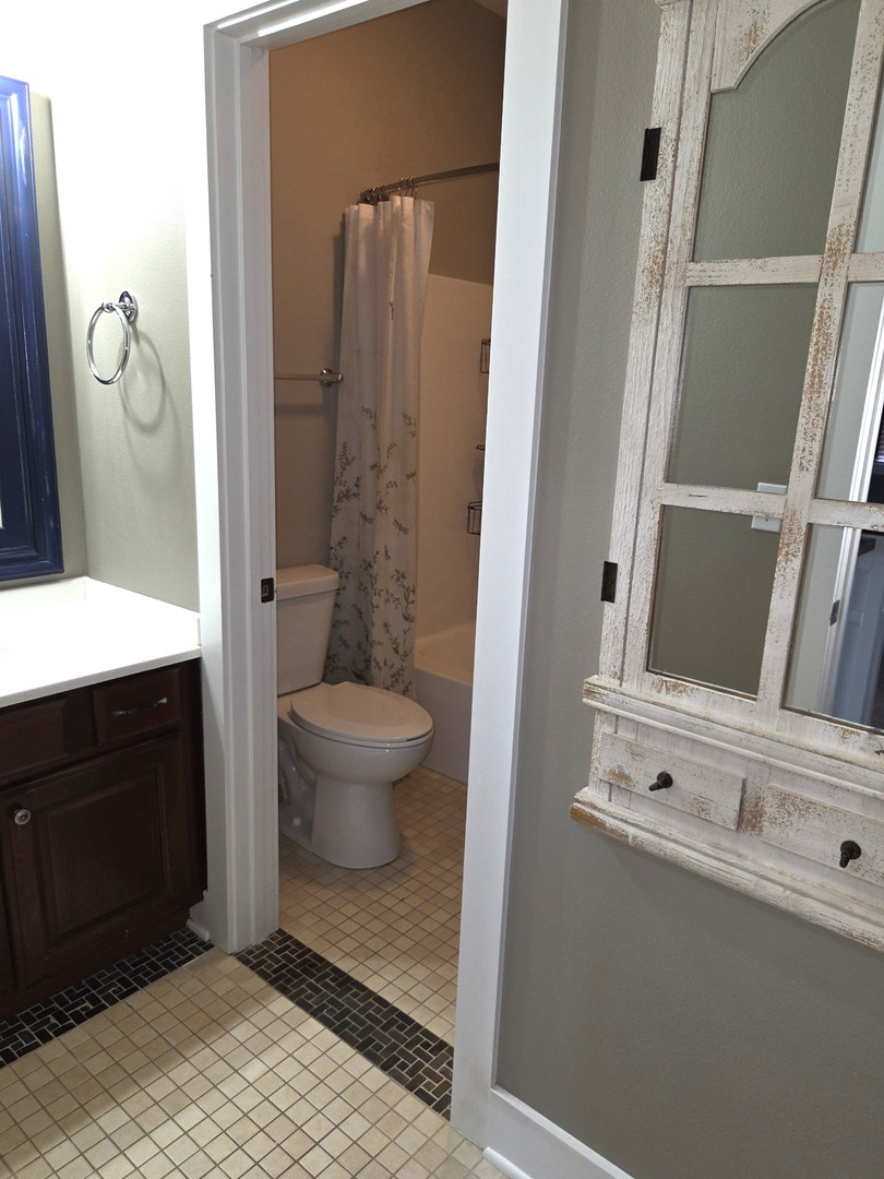 13200 Newbury Lane Property Photo 24