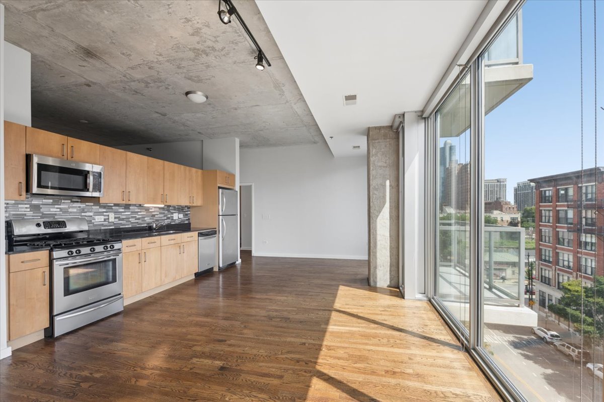 1620 S Michigan Avenue 606 Property Photo 3