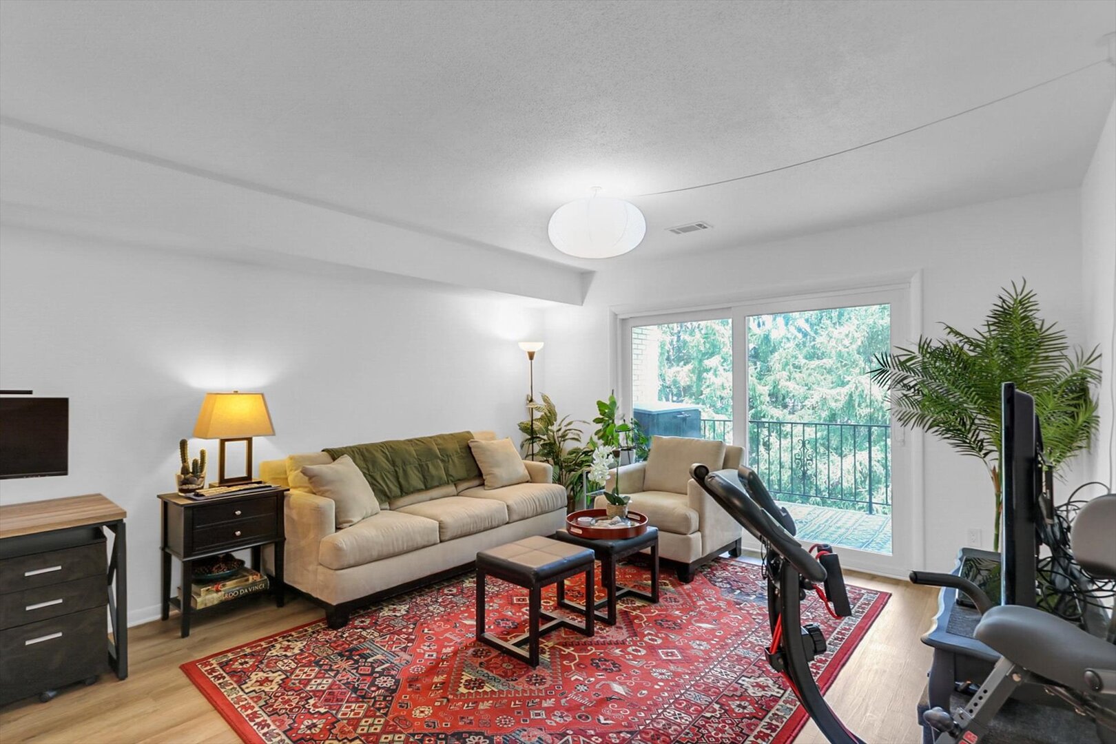 1004 E Harding Drive 304 Property Photo 15