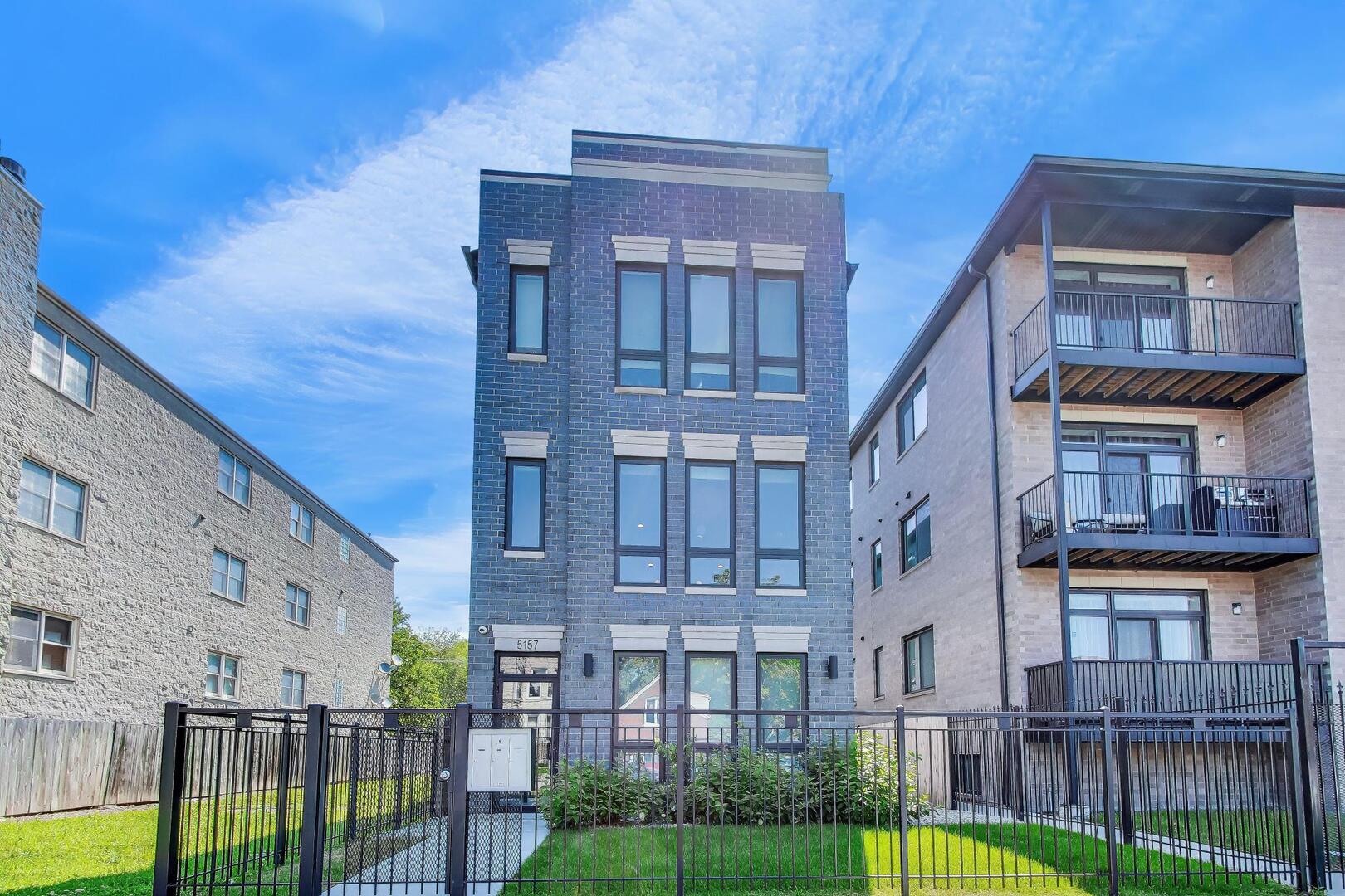5157 S Wabash Avenue 2 Property Photo 1
