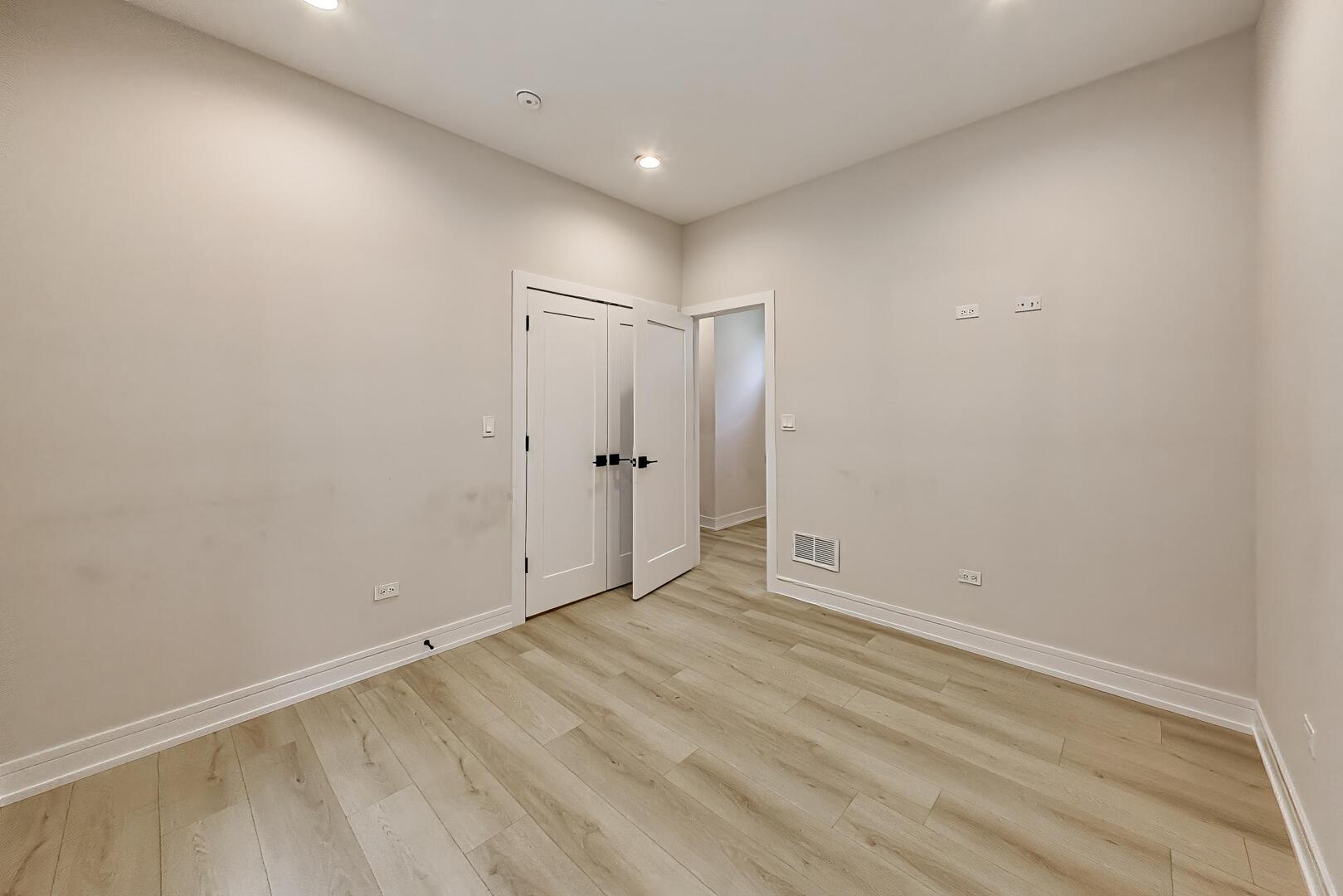 5157 S Wabash Avenue 2 Property Photo 10
