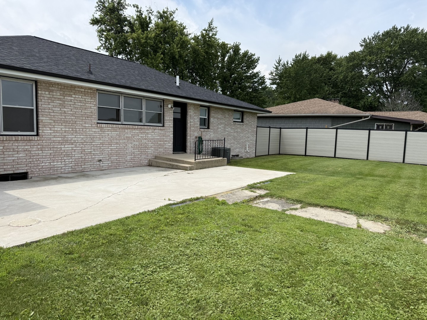 312 Chestnut Street Property Photo 26