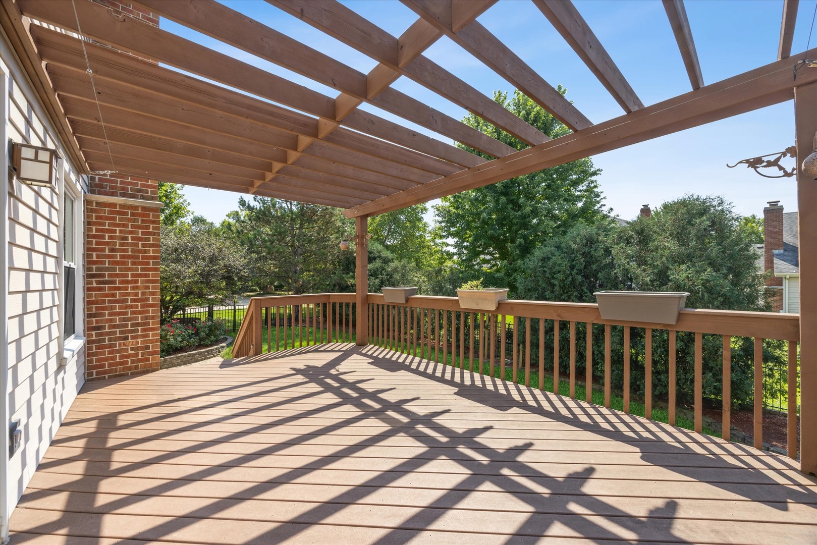 1524 Fieldcrest Drive Property Photo 30
