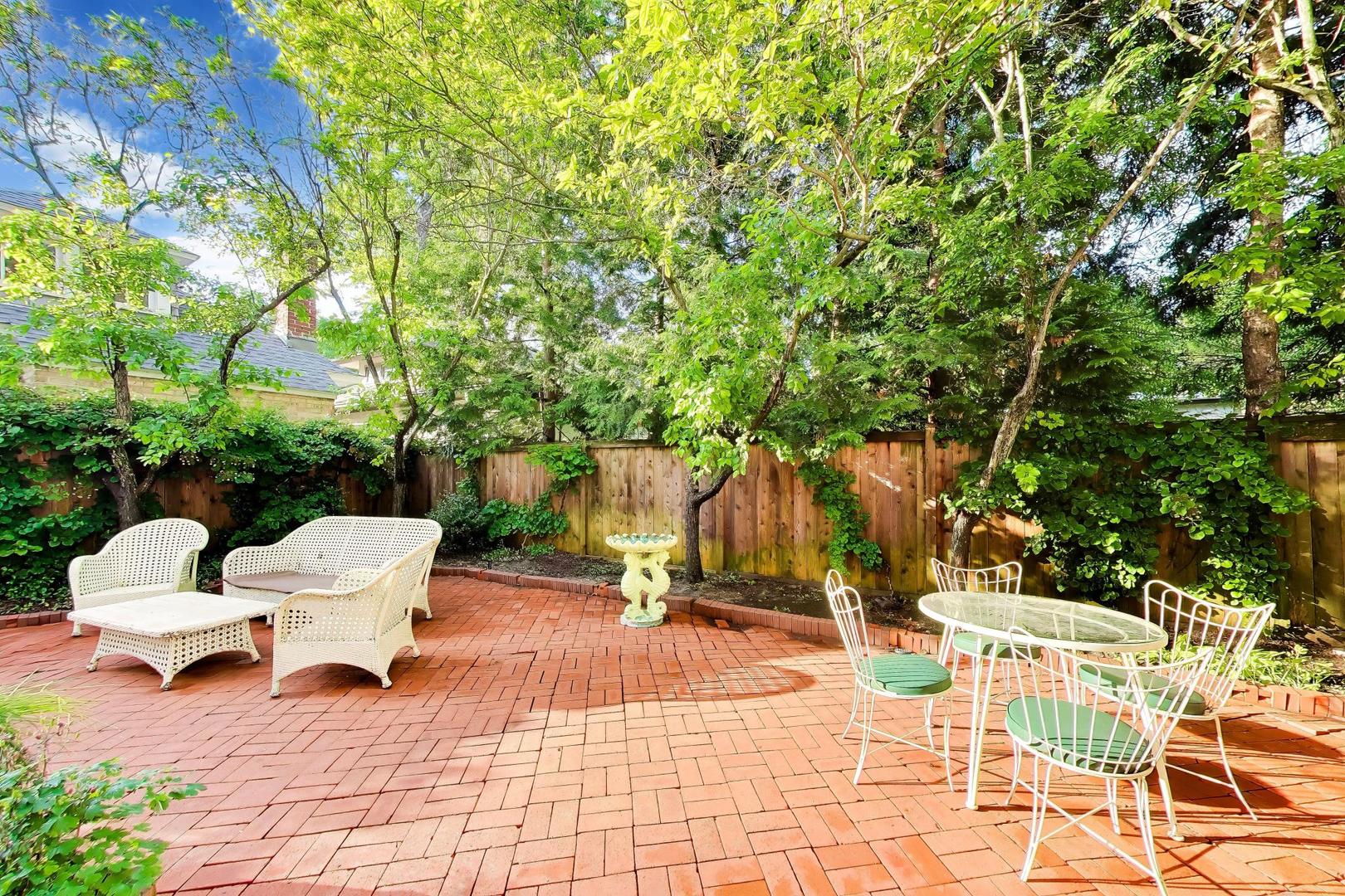 325 Oxford Road Property Photo 40