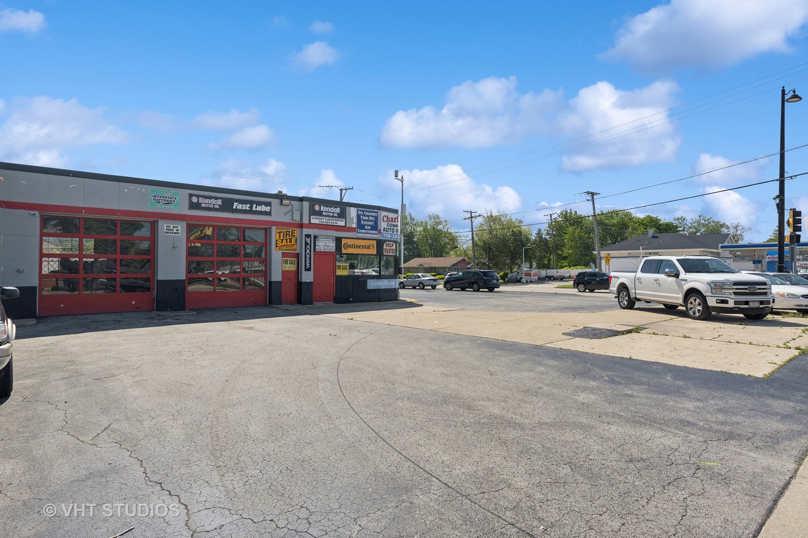11849 S Pulaski Road Property Photo 6