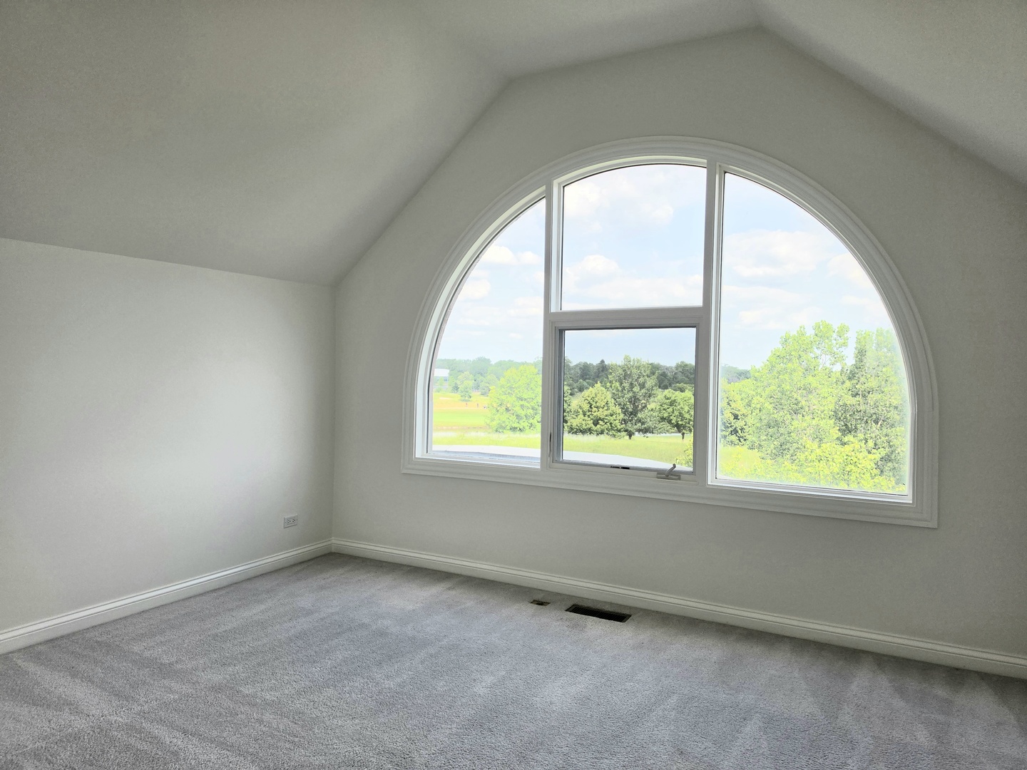 2085 Valor Court Property Photo 30