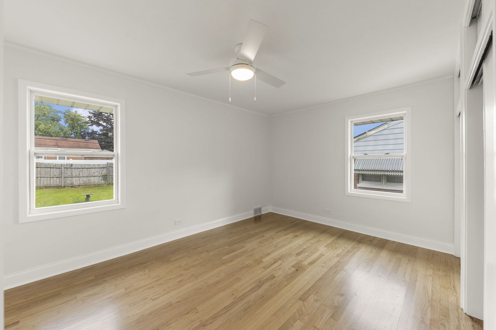 1524 Harding Avenue Property Photo 16